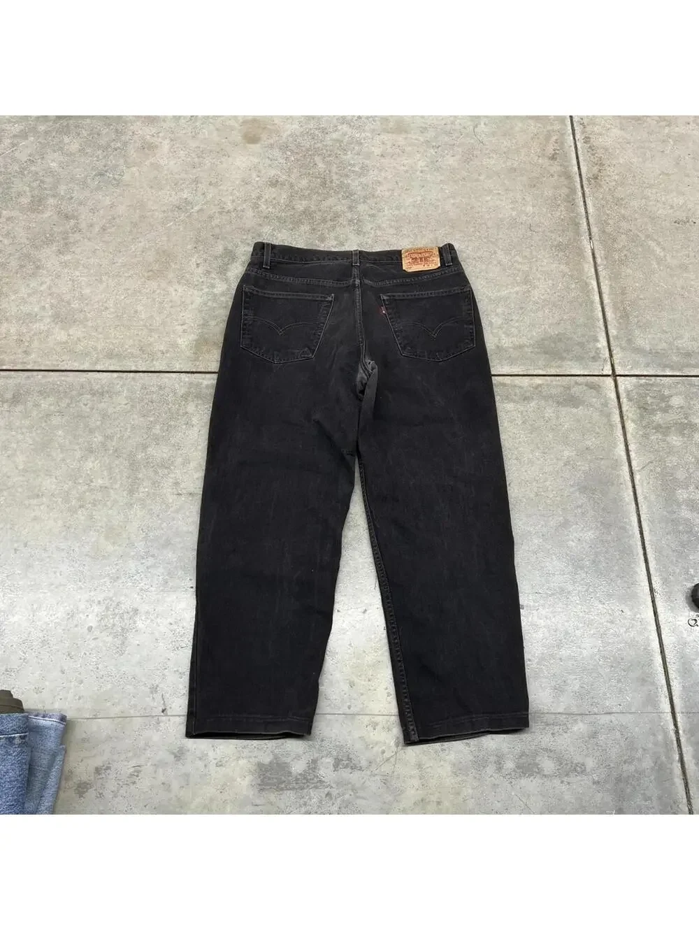 vintage levis 550 faded black relaxed baggy fit jeans size 38 x 30